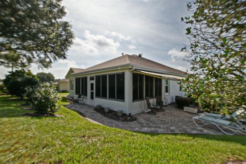 House in Summerfield, Florida 2 bedrooms, 199.55 sq.m. № 1904745 - photo 9