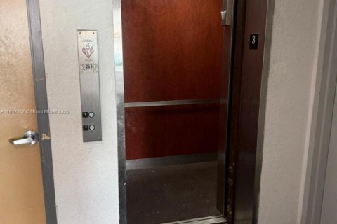 Купить кондоминиум в Лодерхилл, Флорида 2 спальни, 88.26м2, № 2016687 - фото 17