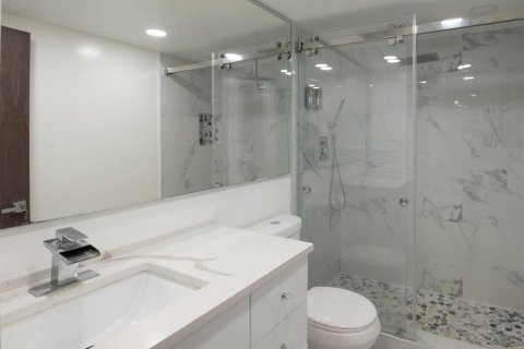 Condo in West Palm Beach, Florida, 3 bedrooms  № 2246361 - photo 24