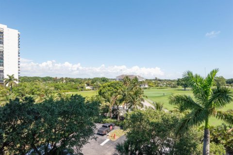 Condo in West Palm Beach, Florida, 3 bedrooms  № 2246361 - photo 20