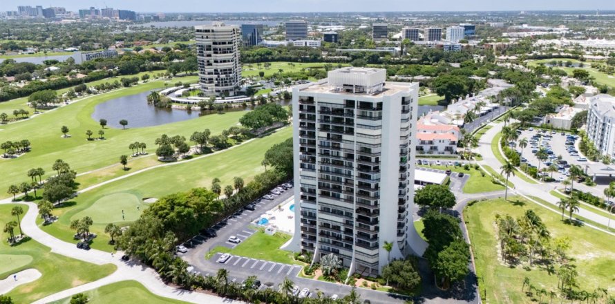 Condo in West Palm Beach, Florida, 3 bedrooms  № 2246361