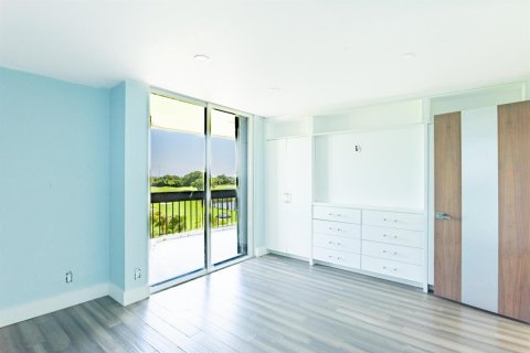 Condo in West Palm Beach, Florida, 3 bedrooms  № 2246361 - photo 22