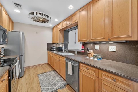 Casa en venta en Largo, Florida, 2 dormitorios, 167.69 m2 № 1841880 - foto 7