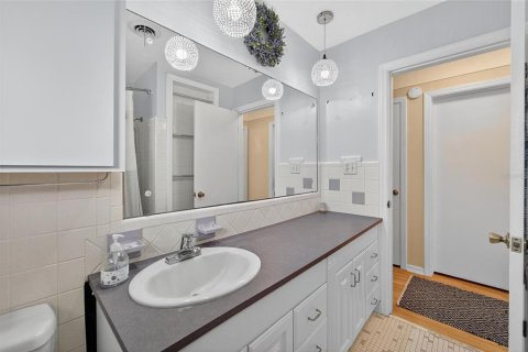 Casa en venta en Largo, Florida, 2 dormitorios, 167.69 m2 № 1841880 - foto 13