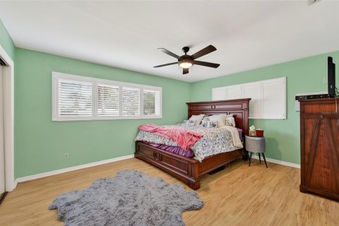 Casa en venta en Largo, Florida, 2 dormitorios, 167.69 m2 № 1841880 - foto 9