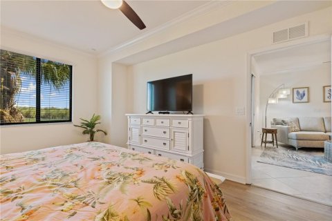 House in LAKEWOOD NATIONAL in Bradenton, Florida 2 bedrooms, 123.47 sq.m. № 1678525 - photo 15