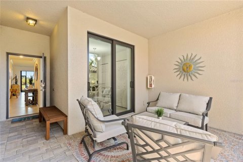 House in LAKEWOOD NATIONAL in Bradenton, Florida 2 bedrooms, 123.47 sq.m. № 1678525 - photo 24