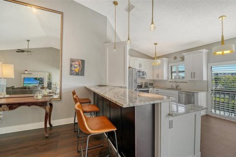 Купить кондоминиум в Сарасота, Флорида 9 комнат, 176.42м2, № 2092268 - фото 13