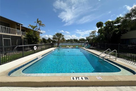 Copropriété à louer à Sarasota, Floride: 2 chambres, 82.5 m2 № 1798148 - photo 20