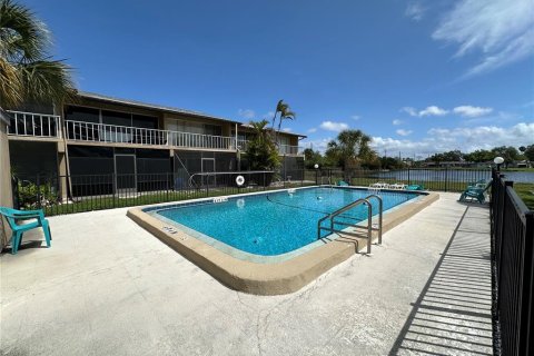 Copropriété à louer à Sarasota, Floride: 2 chambres, 82.5 m2 № 1798148 - photo 19