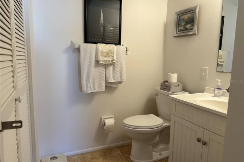 Copropriété à louer à Sarasota, Floride: 2 chambres, 82.5 m2 № 1798148 - photo 7
