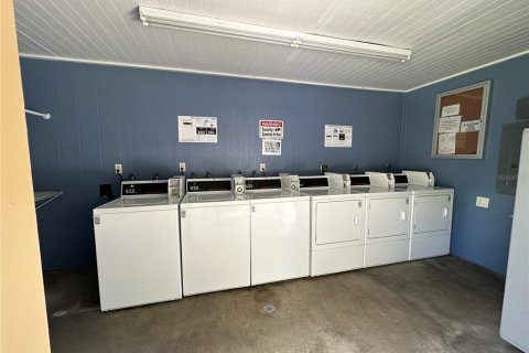 Copropriété à louer à Sarasota, Floride: 2 chambres, 82.5 m2 № 1798148 - photo 17