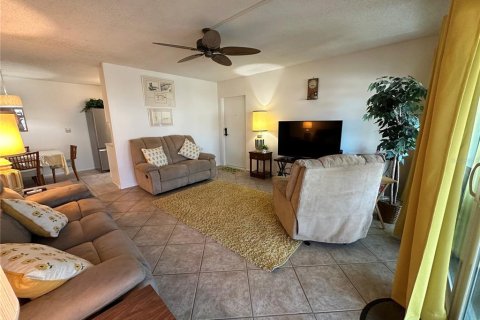 Copropriété à louer à Sarasota, Floride: 2 chambres, 82.5 m2 № 1798148 - photo 12