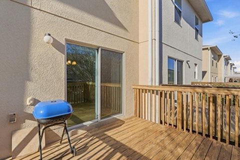 Townhouse in Lakeland, Florida 3 bedrooms, 164.53 sq.m. № 2235483 - photo 30