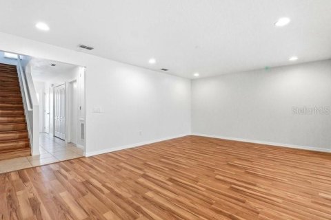 Townhouse in Lakeland, Florida 3 bedrooms, 164.53 sq.m. № 2235483 - photo 6
