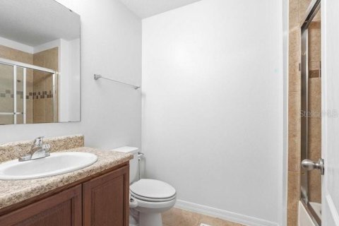 Townhouse in Lakeland, Florida 3 bedrooms, 164.53 sq.m. № 2235483 - photo 20