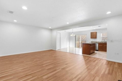 Townhouse in Lakeland, Florida 3 bedrooms, 164.53 sq.m. № 2235483 - photo 8