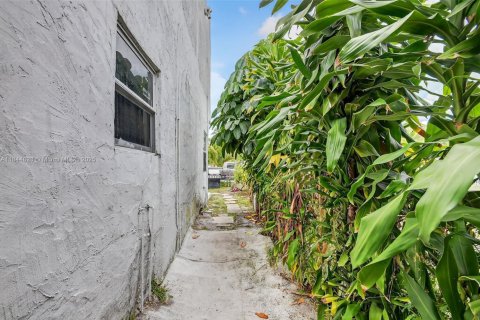 Купить виллу или дом в Уэст-Палм-Бич, Флорида 4 спальни, 170.66м2, № 2014796 - фото 4