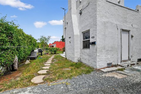 Купить виллу или дом в Уэст-Палм-Бич, Флорида 4 спальни, 170.66м2, № 2014796 - фото 2