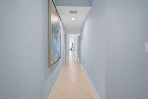 Copropriété à vendre à Indian Shores, Floride: 3 chambres, 202.06 m2 № 2416664 - photo 4