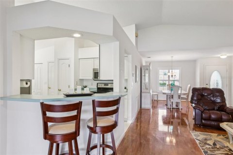 House in San Antonio, Florida 2 bedrooms, 172.89 sq.m. № 1818887 - photo 12