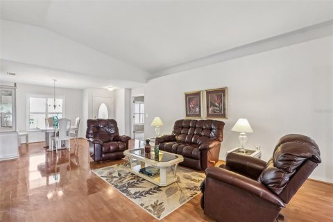 House in San Antonio, Florida 2 bedrooms, 172.89 sq.m. № 1818887 - photo 11