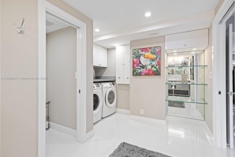 Condominio en venta en Fort Lauderdale, Florida, 2 dormitorios, 157.93 m2 № 1937461 - foto 15