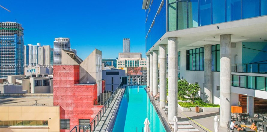 Кондоминиум с 1 спальней в Майами, Флорида № 1994550