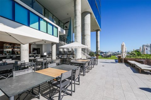 Купить кондоминиум в Майами, Флорида 1 спальня, 58.16м2, № 1994550 - фото 20