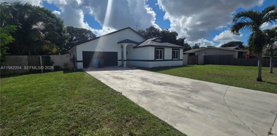 House in West Park, Florida 4 bedrooms, 173.08 sq.m. № 2043306