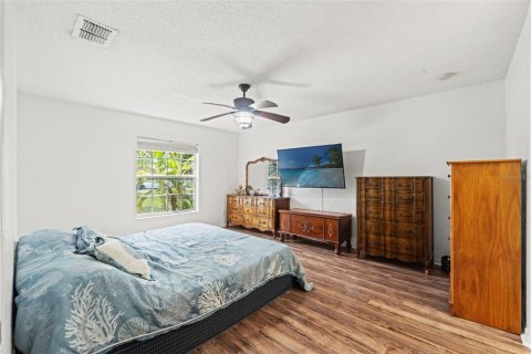 Casa en venta en Weeki Wachee, Florida, 3 dormitorios, 159.98 m2 № 1791290 - foto 7