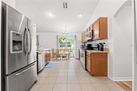 Casa en venta en Weeki Wachee, Florida, 3 dormitorios, 159.98 m2 № 1791290 - foto 12