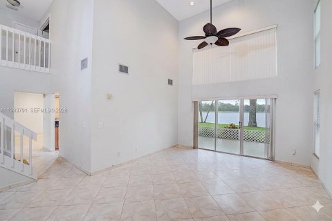 Casa en alquiler en Coconut Creek, Florida, 3 dormitorios, 154.59 m2 № 2055618 - foto 8