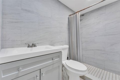 Copropriété à vendre à Hialeah, Floride: 2 chambres, 74.51 m2 № 1943561 - photo 4