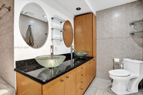 Снять в аренду виллу или дом в Майами, Флорида 3 спальни, 189.33м2, № 1991489 - фото 8