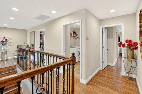 House in Tampa, Florida 4 bedrooms, 268.3 sq.m. № 1817188 - photo 28