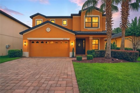 House in Tampa, Florida 4 bedrooms, 268.3 sq.m. № 1817188 - photo 2