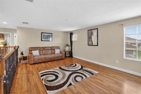 House in Tampa, Florida 4 bedrooms, 268.3 sq.m. № 1817188 - photo 21