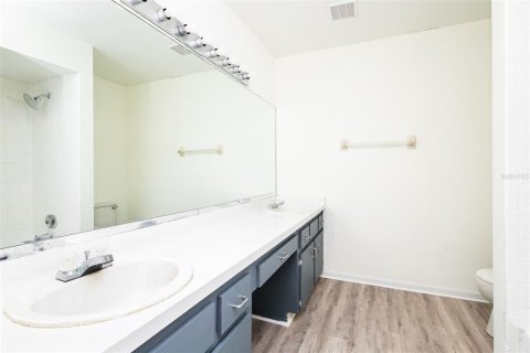 Villa ou maison à vendre à Casselberry, Floride: 4 chambres, 155.7 m2 № 2418900 - photo 21