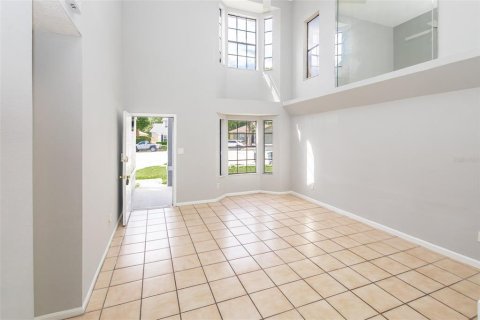 Villa ou maison à vendre à Casselberry, Floride: 4 chambres, 155.7 m2 № 2418900 - photo 5