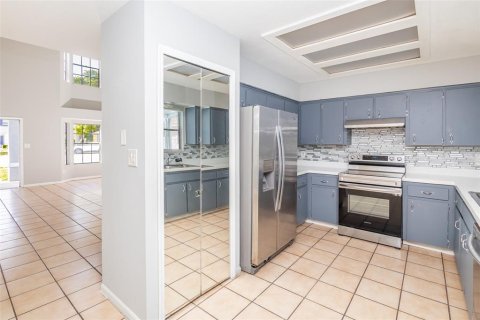 Villa ou maison à vendre à Casselberry, Floride: 4 chambres, 155.7 m2 № 2418900 - photo 10