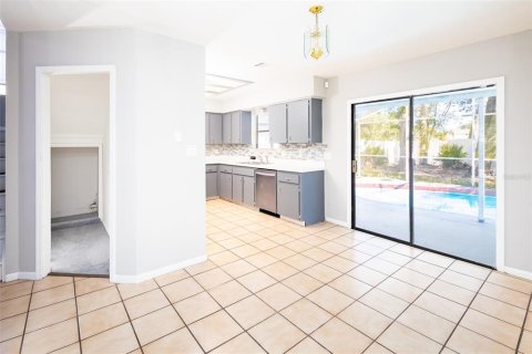 Villa ou maison à vendre à Casselberry, Floride: 4 chambres, 155.7 m2 № 2418900 - photo 7