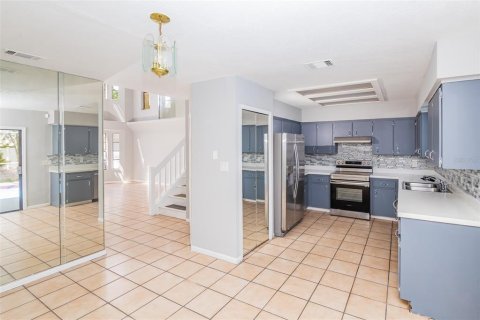 Villa ou maison à vendre à Casselberry, Floride: 4 chambres, 155.7 m2 № 2418900 - photo 6