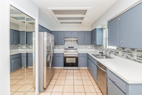 Villa ou maison à vendre à Casselberry, Floride: 4 chambres, 155.7 m2 № 2418900 - photo 8