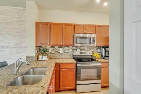 Adosado en venta en Homestead, Florida, 3 dormitorios, 123.1 m2 № 1846072 - foto 8