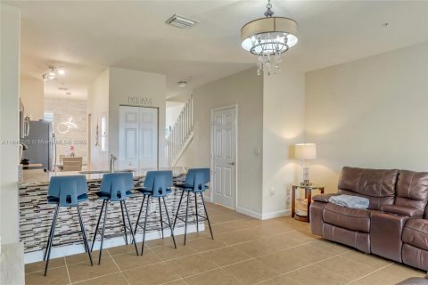 Adosado en venta en Homestead, Florida, 3 dormitorios, 123.1 m2 № 1846072 - foto 11