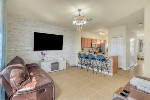 Adosado en venta en Homestead, Florida, 3 dormitorios, 123.1 m2 № 1846072 - foto 12
