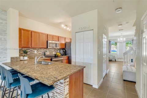 Adosado en venta en Homestead, Florida, 3 dormitorios, 123.1 m2 № 1846072 - foto 9