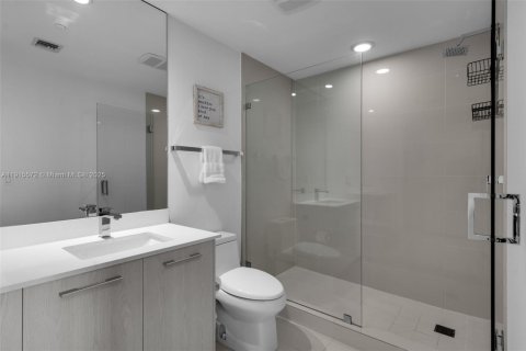 Снять в аренду кондоминиум в Майами, Флорида 2 спальни, 100.06м2, № 1971871 - фото 18