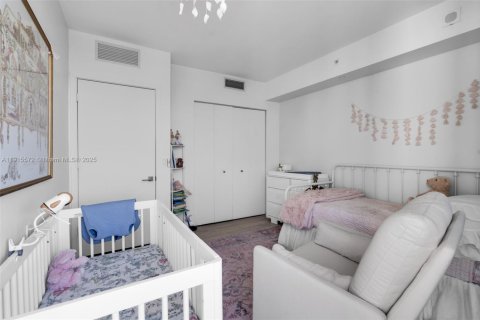 Снять в аренду кондоминиум в Майами, Флорида 2 спальни, 100.06м2, № 1971871 - фото 17